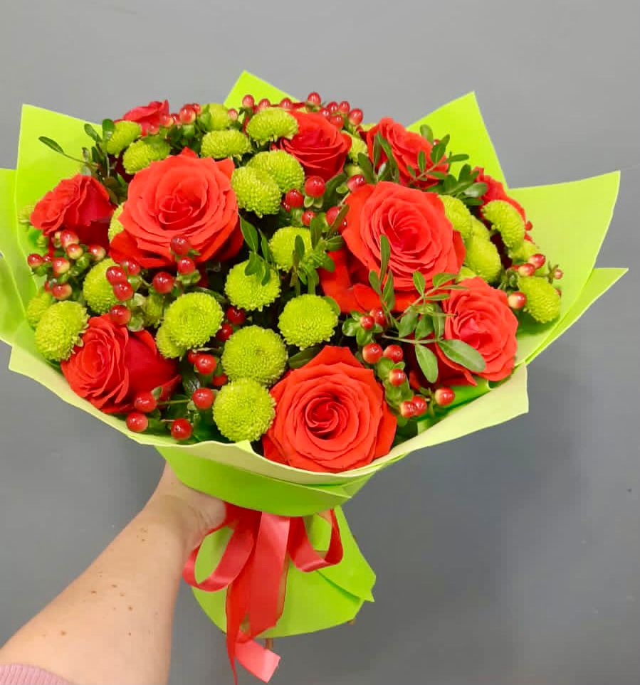 Букет цветов из: Хризантемы и Розы в Камень-Рыболове