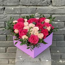 Цветочная композиция из Розы в коробке в Камень-Рыболове