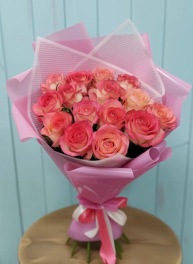 Букет 15 Розовых роз Равель в Камень-Рыболове