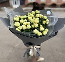 Букет Белые кустовые розы Солинеро в Камень-Рыболове