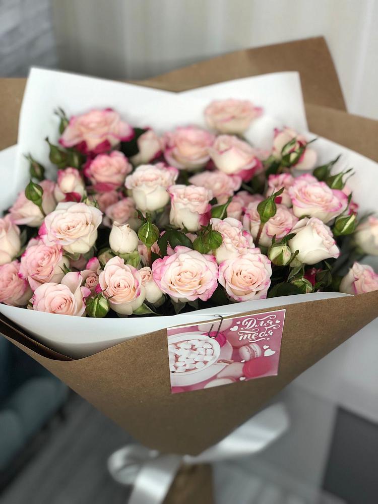 Букет цветов из: Розы в Камень-Рыболове