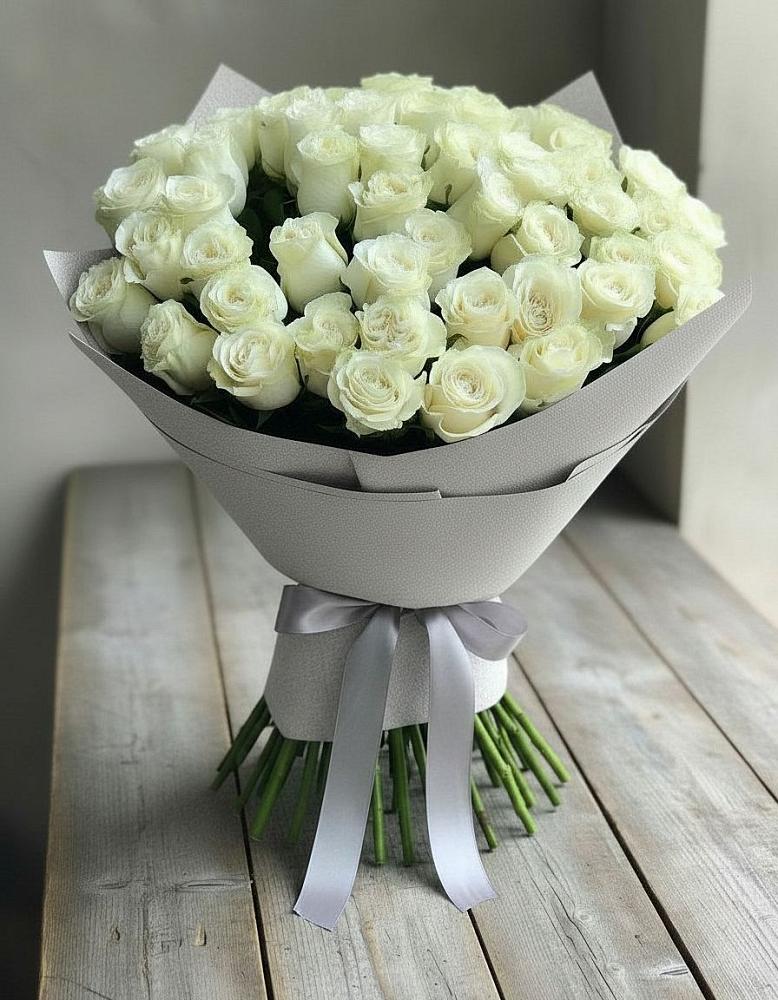 Букет 35 Белых роз в Камень-Рыболове