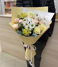 Букет цветов из:  Альстромерии, Розы и Хризантемы в Камень-Рыболове