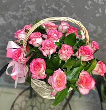 Цветочная композиция из Розы в корзине #REPLACE_PRED# Камень-Рыболове
