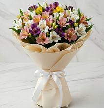 Букет цветов из:  Альстромерии в Камень-Рыболове
