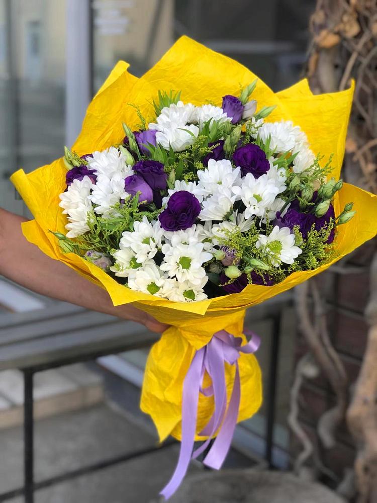 Букет цветов из: Ирисы, Хризантемы и Ромашки в Камень-Рыболове