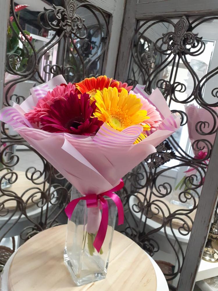 Букет цветов из: Герберы в Камень-Рыболове