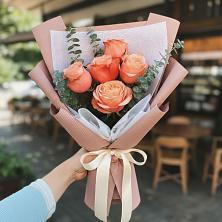 Букет цветов из:  Розы в Камень-Рыболове