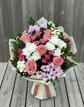 Букет цветов из:  Альстромерии, Гвоздики, Розы и Хризантемы в Камень-Рыболове