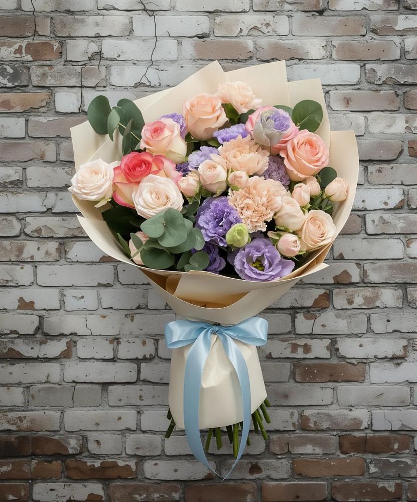 Букет цветов из: Розы, Лизиантусы и Гвоздики в Камень-Рыболове