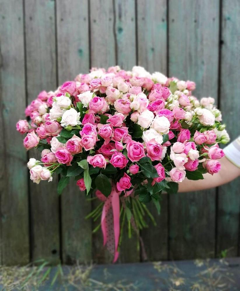 Букет Розовые кустовые розы Натали и Лав Лидия в Камень-Рыболове