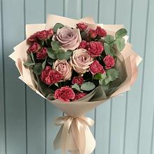 Букет цветов из:  Гвоздики и Розы #REPLACE_PRED# Камень-Рыболове
