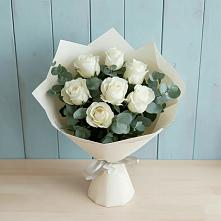 Букет Белые розы в Эвкалипте в Камень-Рыболове