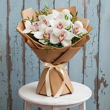 Букет цветов из:  Орхидеи и Розы в Камень-Рыболове
